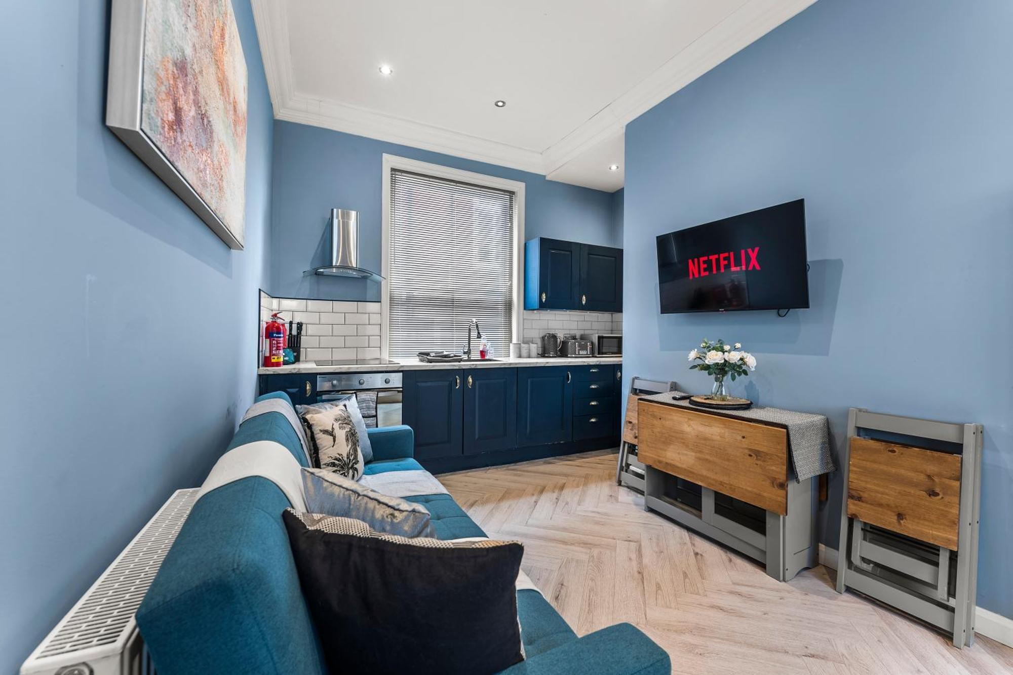 Apartment Lavish Central Abode - Garden Terrace Whitby